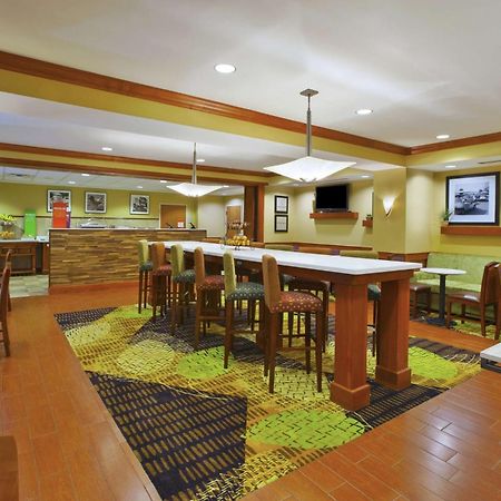 Hampton Inn Commerce/Novi Eksteriør bilde