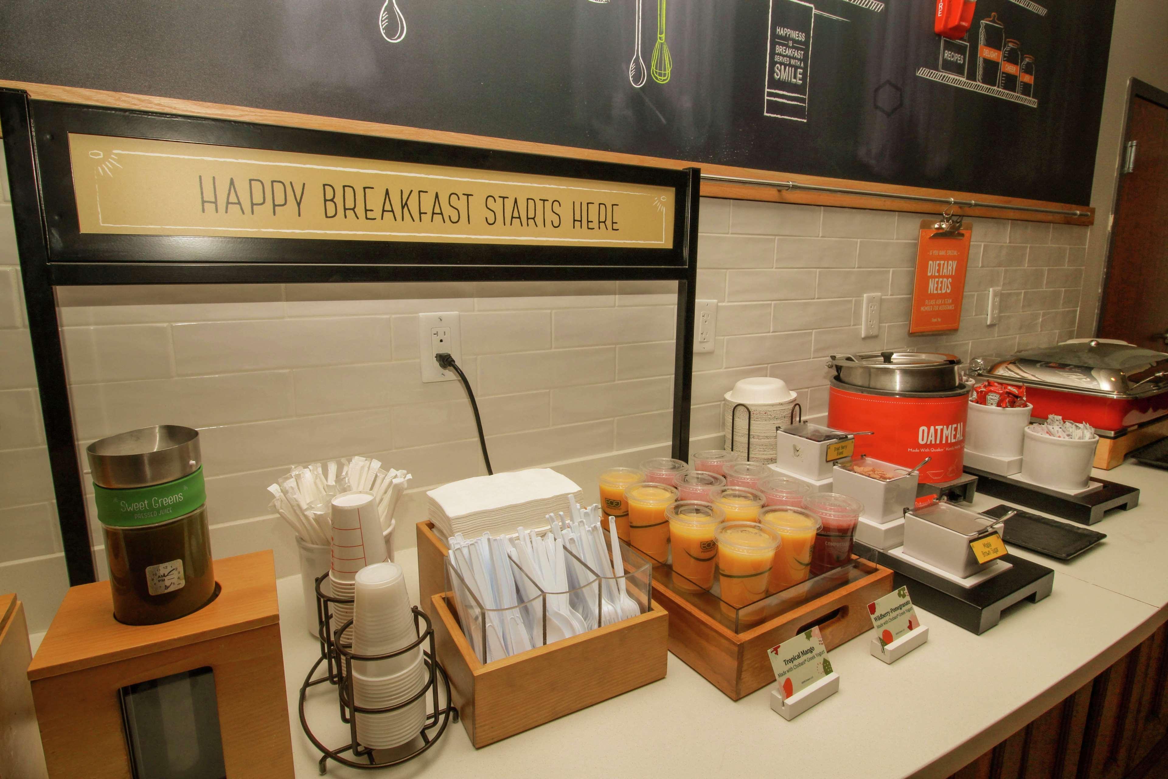 Hampton Inn Commerce/Novi Eksteriør bilde
