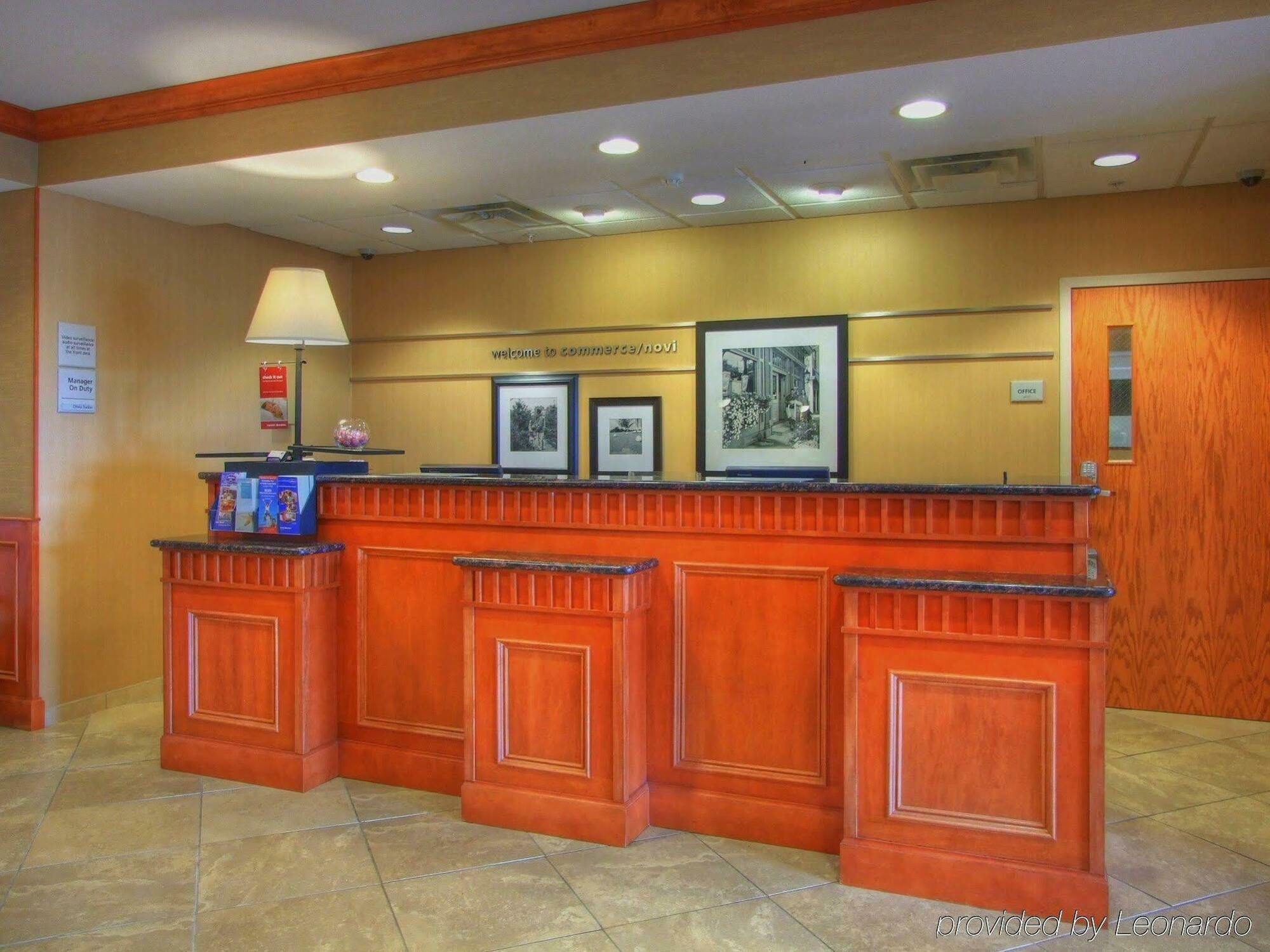 Hampton Inn Commerce/Novi Interiør bilde